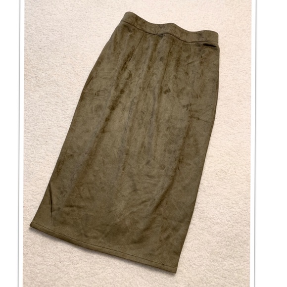 Missguided Faux Suede olive / khaki midi skirt - Picture 5 of 7
